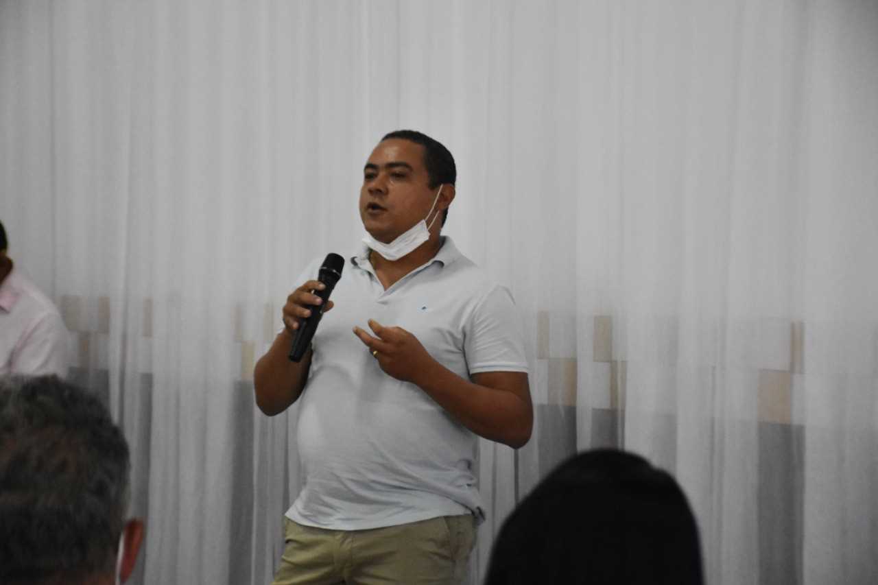 Secretário Josias Gomes visitou o distrito de São João do Panelinha